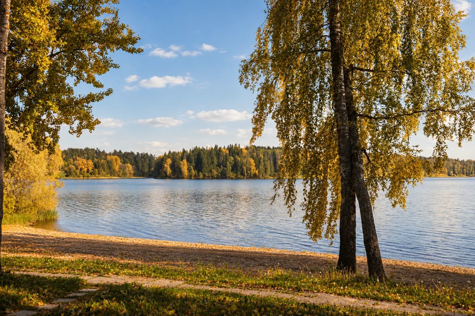 ОТДЫХАЙТЕ С ПАЛАТКОЙ У ВОДЫ